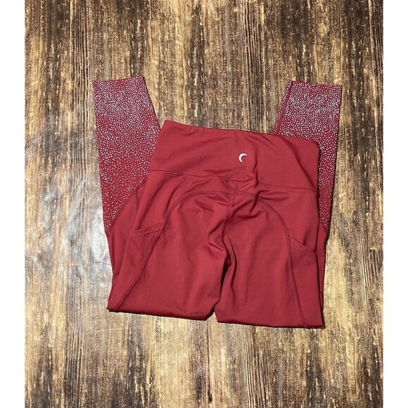 Zyia Active Light & Luxe Pocket Reflective Hi rise 7/8 leggings Merlot size 6-8 - Picture 5 of 5